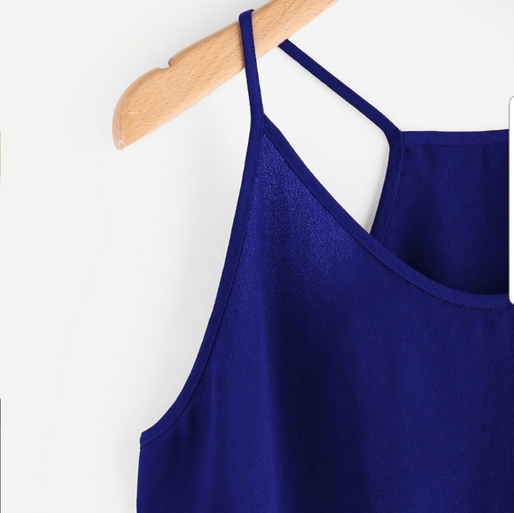 Overlap Back Scallop Edge Cami Top - Picture 3 of 8